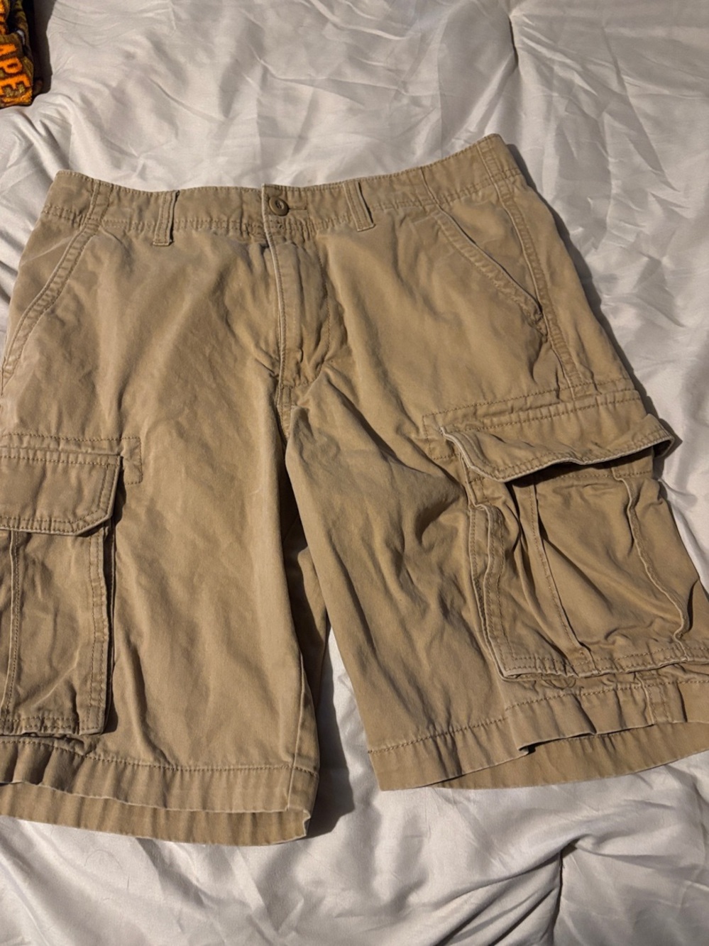 Old Navy Men's Tan Cargo Shorts - Multi-Pocket Utility